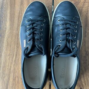 Ecco Men's Soft 7 Black Leather Sneaker